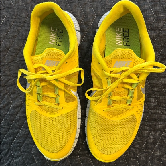 Nike Free Run 3 Men's Yellow and Gray Athletic Shoes - Picture 9 of 10